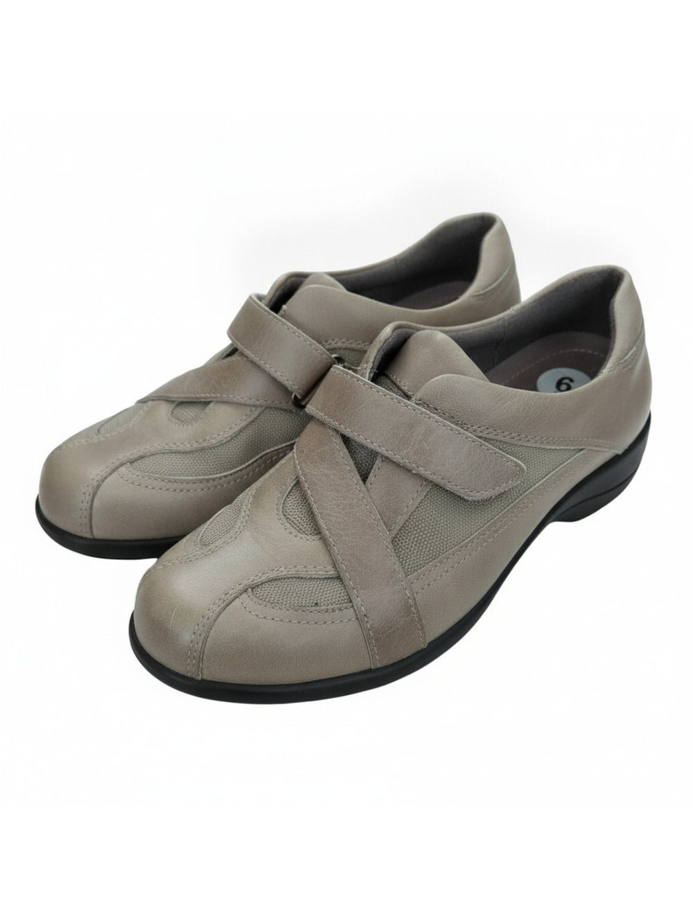 New Clarks everyday comfort shoes closed toe arch cushion leather slip on size 6